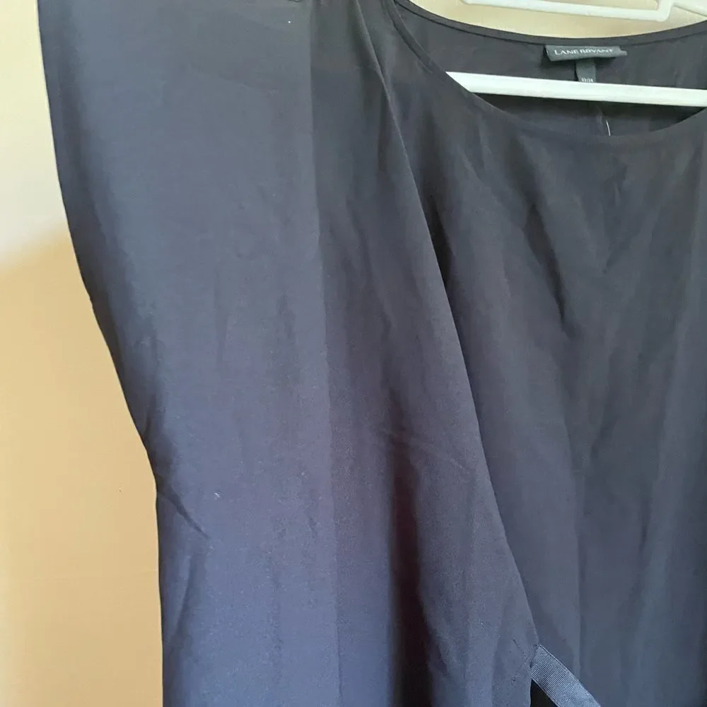 Lane Bryant black blouse with tie front sz 22/24‎